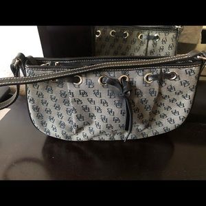 Dooney and Bourke  excellent condition bag